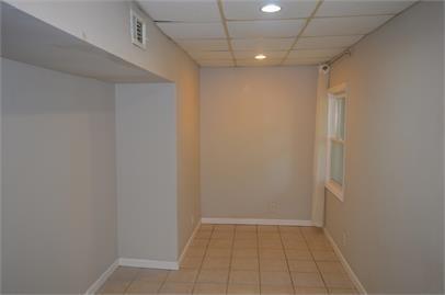 Building Photo - 506 Scott Blvd