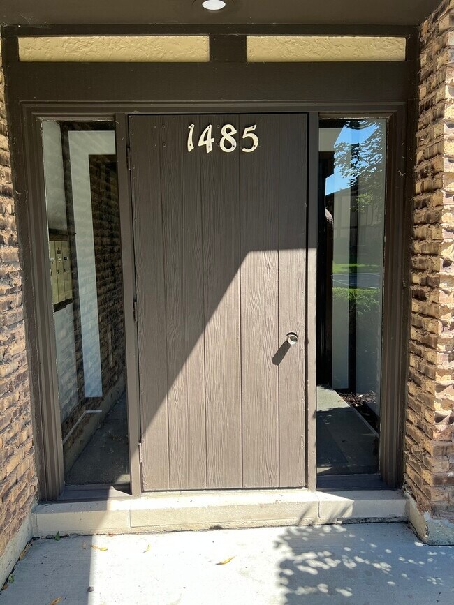 Building Photo - 1485 Johnstown Ln