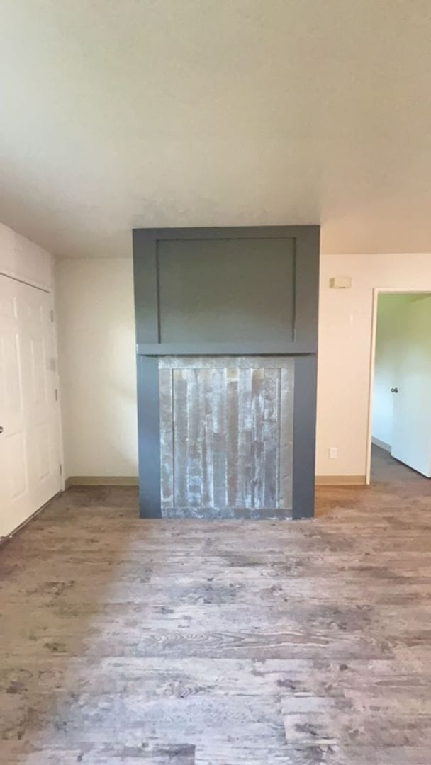 Building Photo - 2350 Pinedale Ave