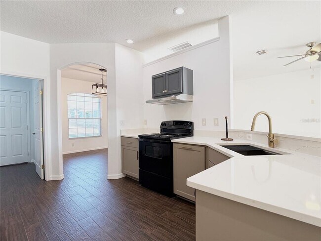 Building Photo - 14701 Timucua Pl