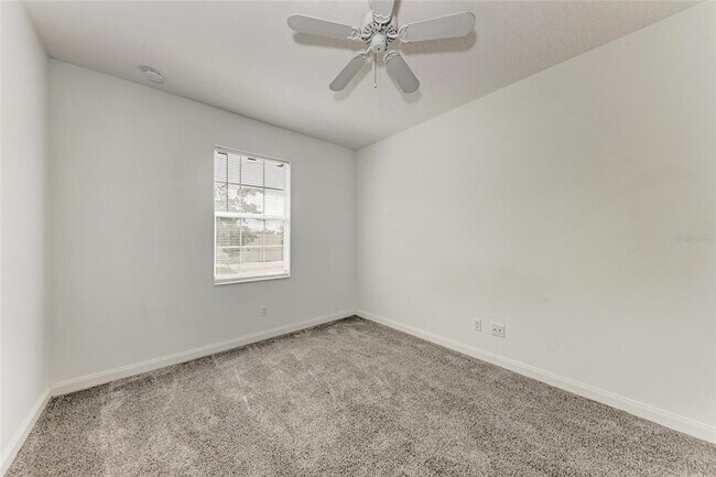 Building Photo - 1501 Napoli Dr W