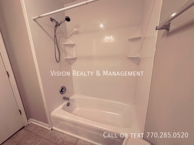 Building Photo - 95 Castlegate Cir