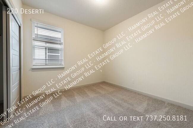 Building Photo - 220 Deserti-