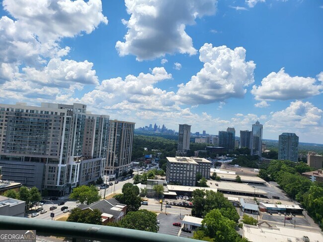 Building Photo - 3040 Peachtree Rd NW