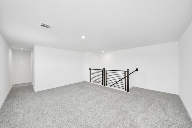 Building Photo - 8550 Tropical Breeze Wy