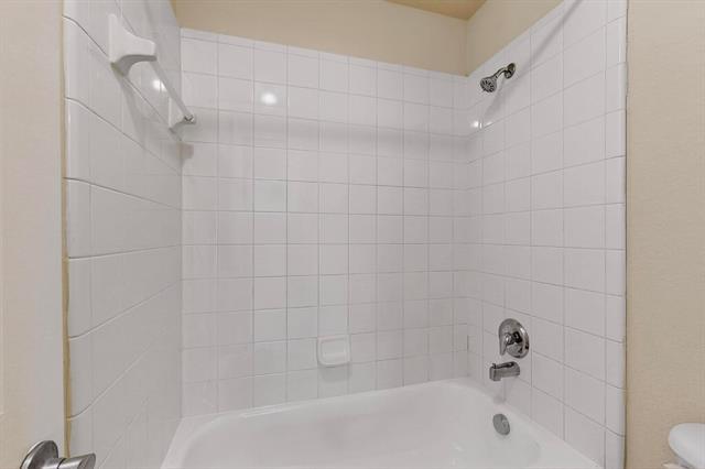 Building Photo - 1423 Red Wolf Dr
