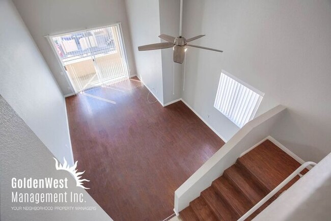 Building Photo - Charming 2Bdm 2Ba Condo in The Venetian Co...