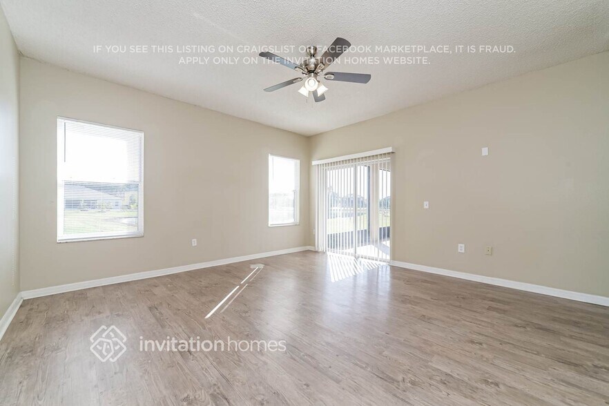 Building Photo - 467 Tamarind Parke Ln