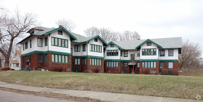 Primary Photo - Monon Crossing Apartments