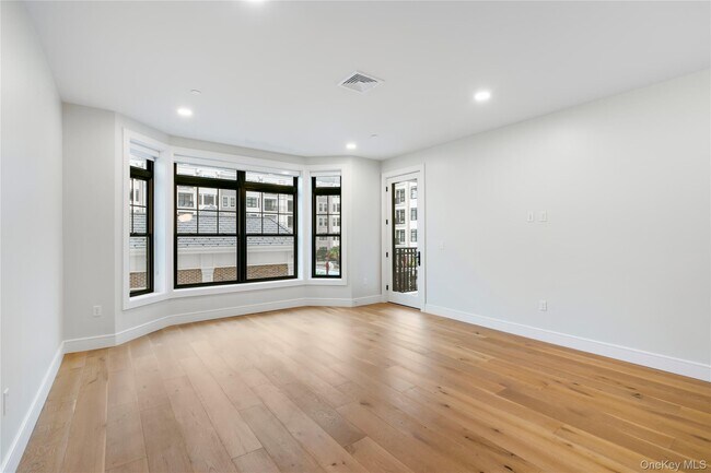 Building Photo - 695 Merrick Ave