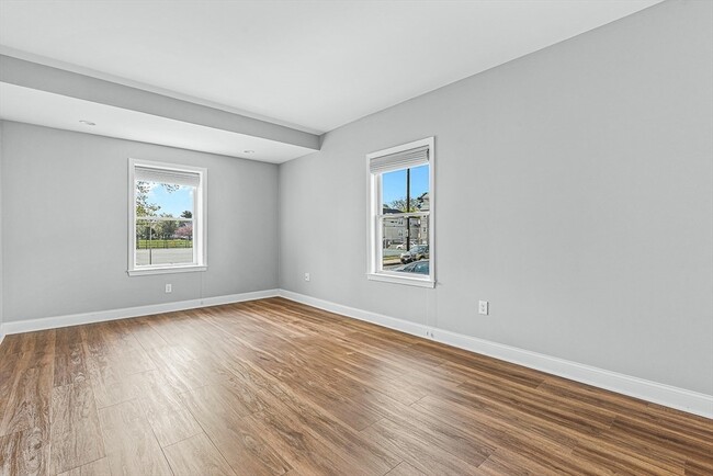 Building Photo - 76-78 Bradbury Ave