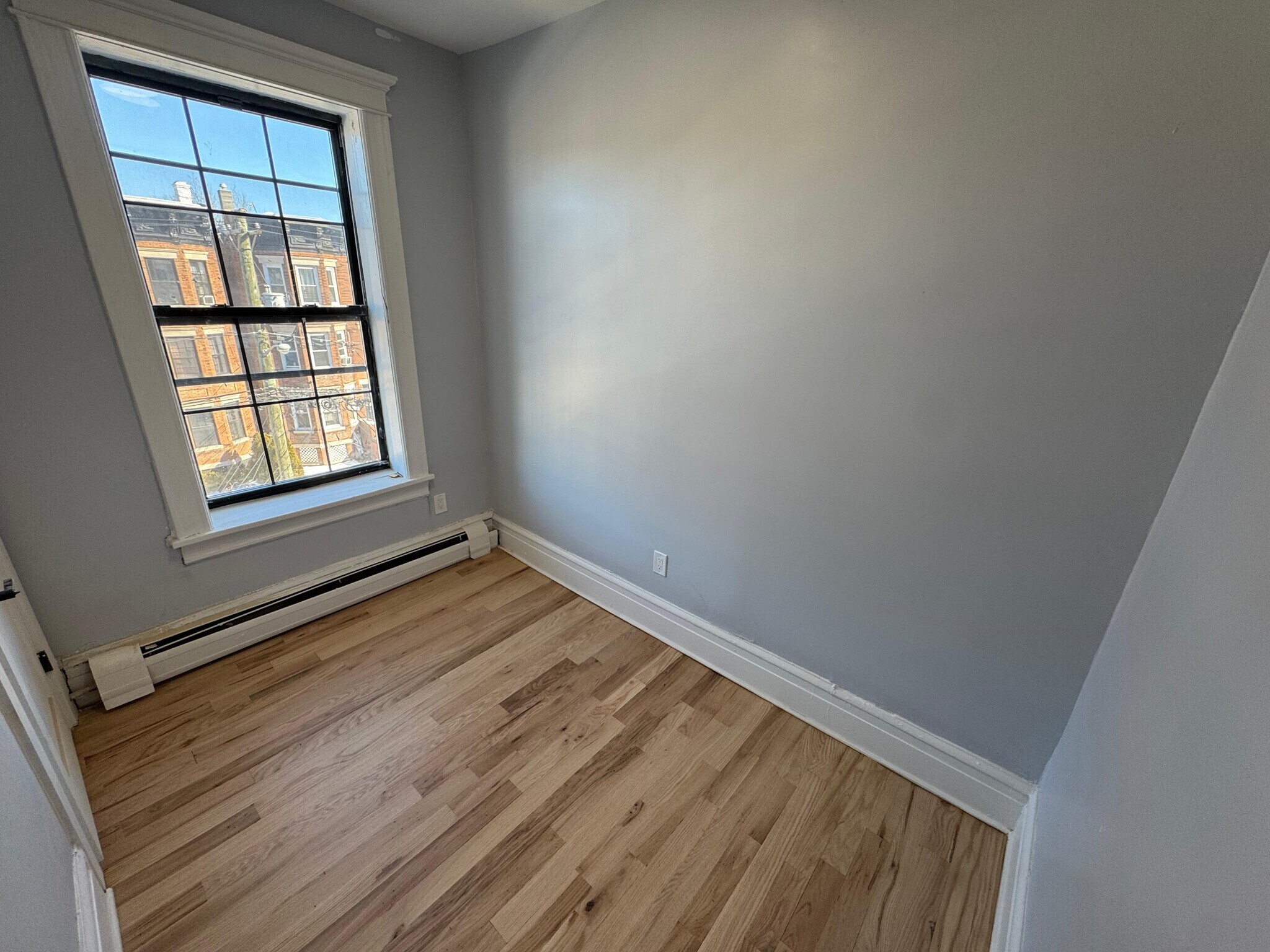 Building Photo - 89 Bostwick Ave