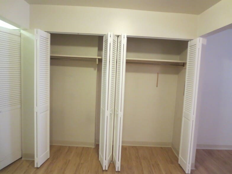 Building Photo - 6350 Forward Ave