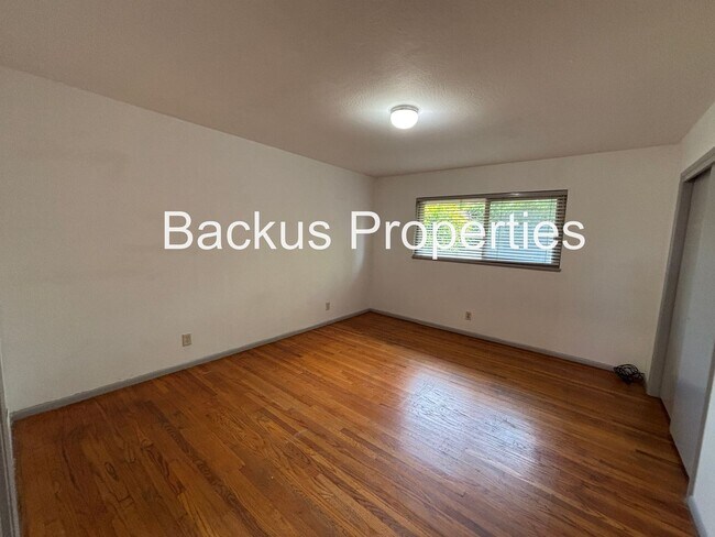 Building Photo - Three bedroom home across from Claremont Manor Park