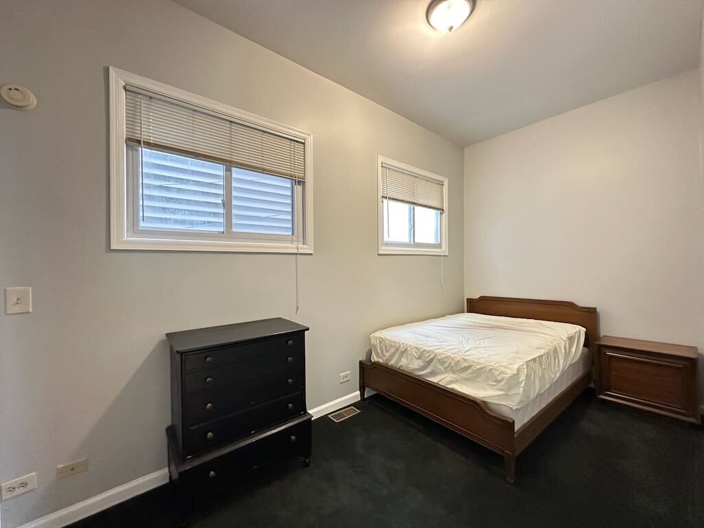 Building Photo - 1829 W Melrose St