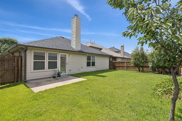 Building Photo - 913 Lovebird Ln