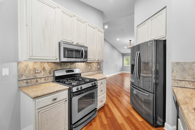 Building Photo - 53 Samuel Dr