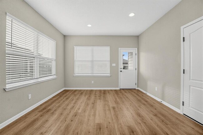 Building Photo - 719 Speckled Alder Dr