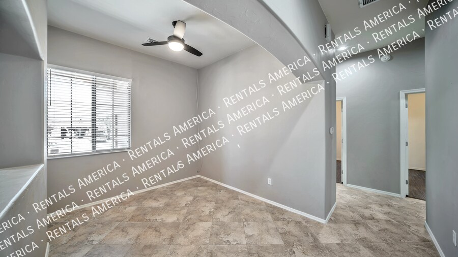 Building Photo - 10430 E Rita Ranch Crossing Cir