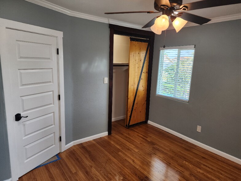 Building Photo - 3549 Highland Ave