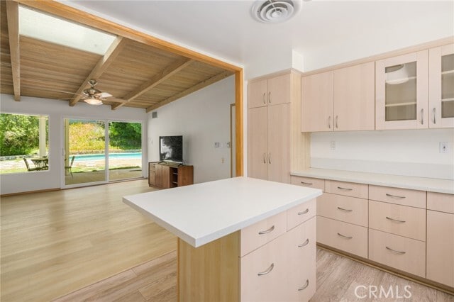 Building Photo - 5065 Casa Dr