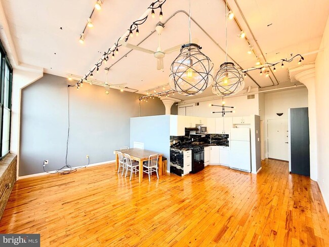 Primary Photo - 314 N 12th St