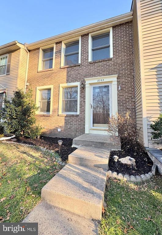 Building Photo - 8263 Burning Forest Ct