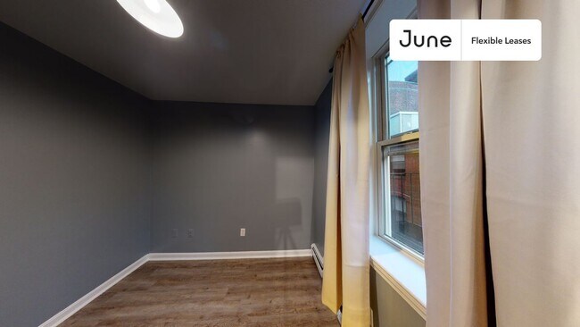 Building Photo - 36 N Bennet St