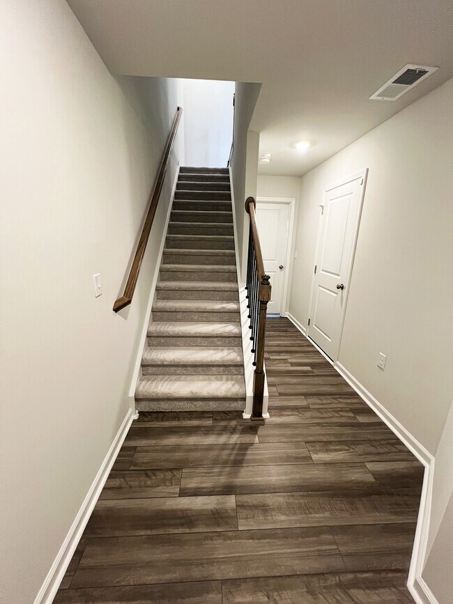 Building Photo - 2619 Chert Ln