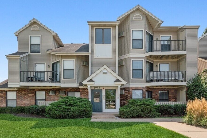 Fox Valley Villages 710 S Eola Rd Aurora IL 60504 Apartment Finder