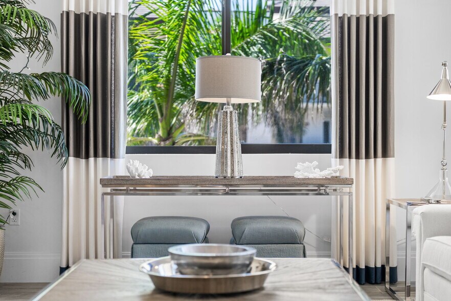 Building Photo - 1035 3rd Ave S