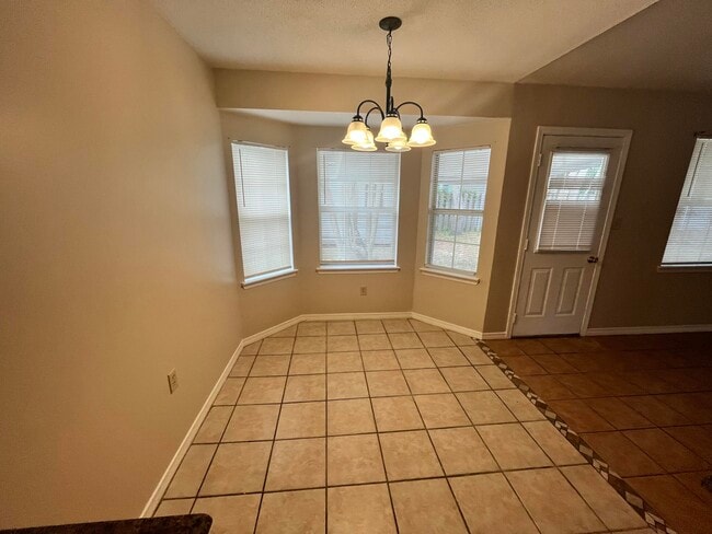 Building Photo - 41 3rd Ave