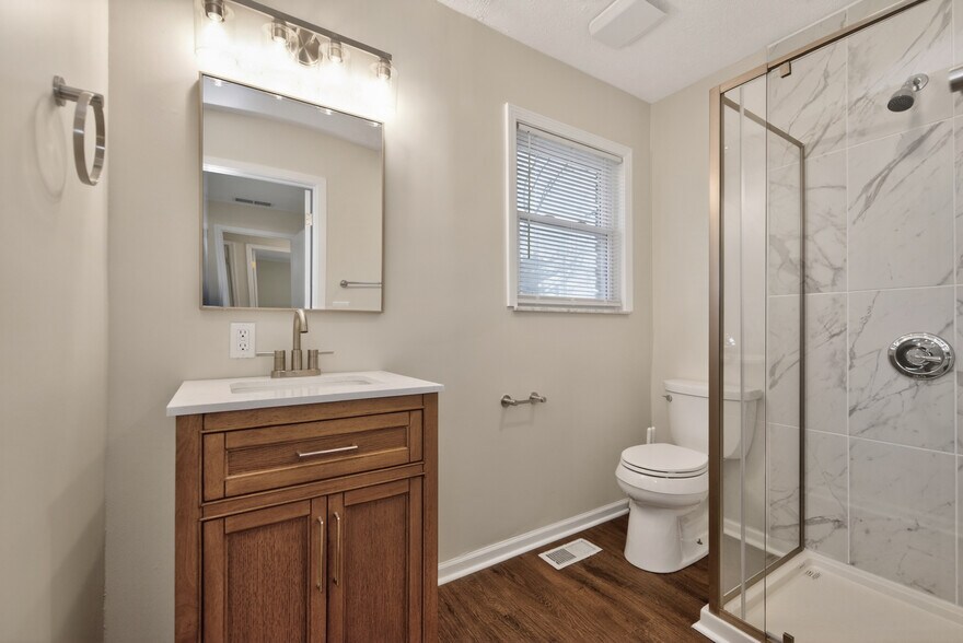 Building Photo - 11417 Washington Blvd