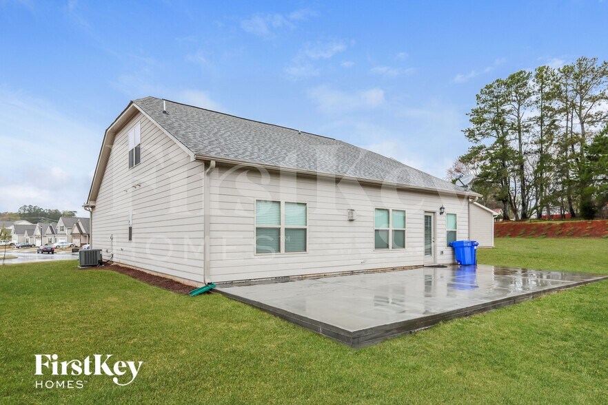 Building Photo - 4648 Brayden Dr