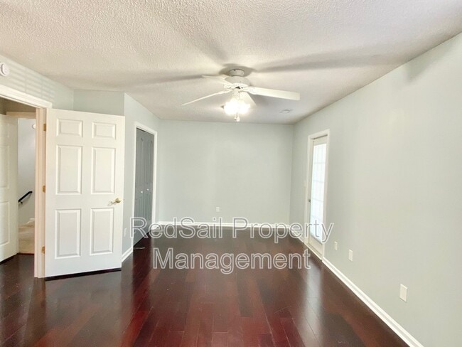 Building Photo - 851 Weston Ct