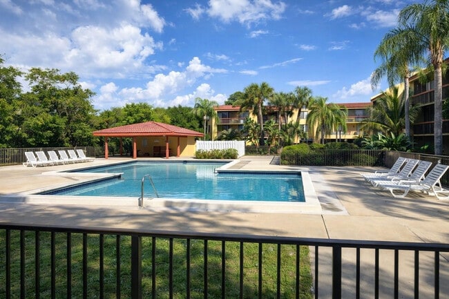 Building Photo - 737 SE 1st Way