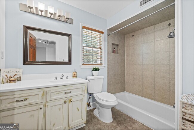 Building Photo - 5291 Manhasset Cove