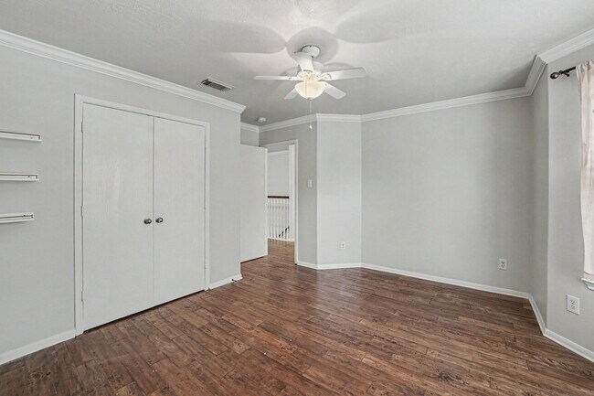 Building Photo - 25338 Barmby Dr