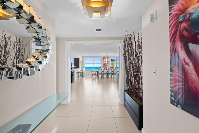 Building Photo - 2110 N Ocean Blvd