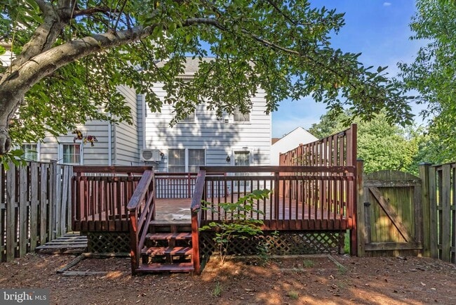 Building Photo - 9354 Sombersby Ct