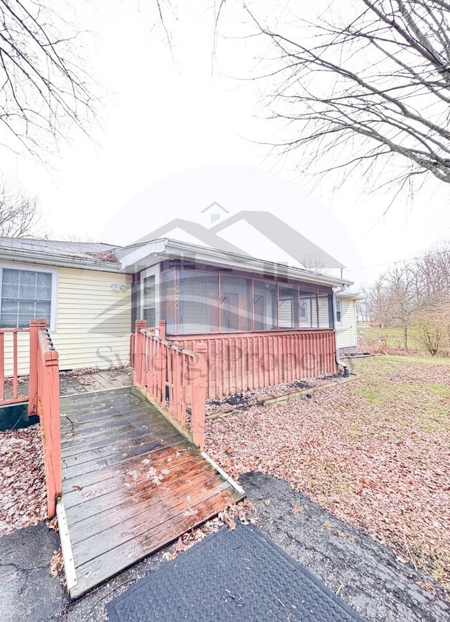 Building Photo - Ranch Home