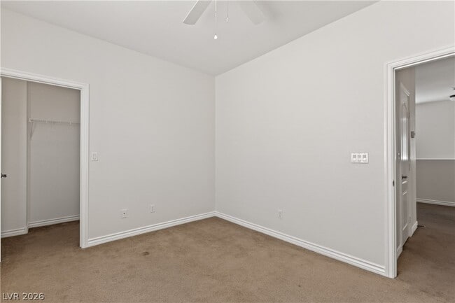 Building Photo - 2831 Dunnottar Ave