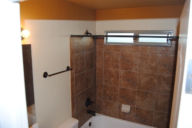Building Photo - 370 Bentridge Drive