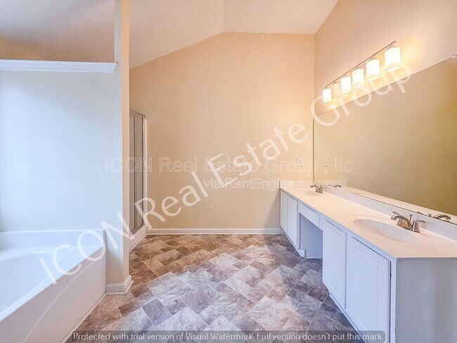 Building Photo - 516 Bruin Ct