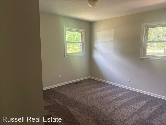 Building Photo - 3 br, 1 bath House - 318 Jefferson Drive