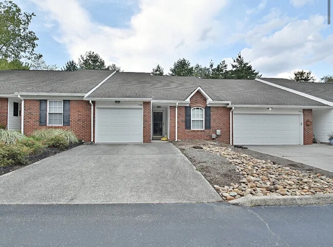 Building Photo - 728 Harbor Way