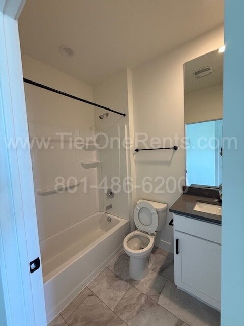 Building Photo - NO DEPOSIT option available for qualified ...