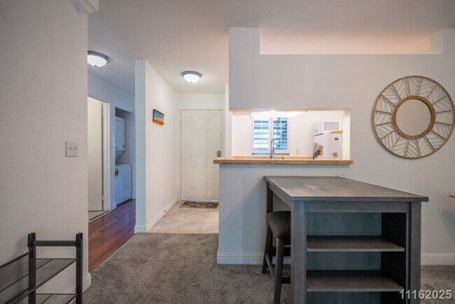 Building Photo - Mililani Gem Townhouse – 2-Bed, 2-Bath 2nd...