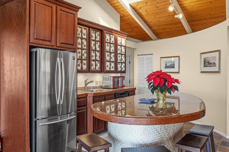 Building Photo - 82-5909-5909 Coffee Royal Pl