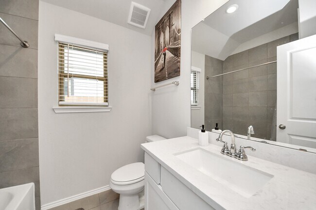 Building Photo - 20755 Sunseed Dr